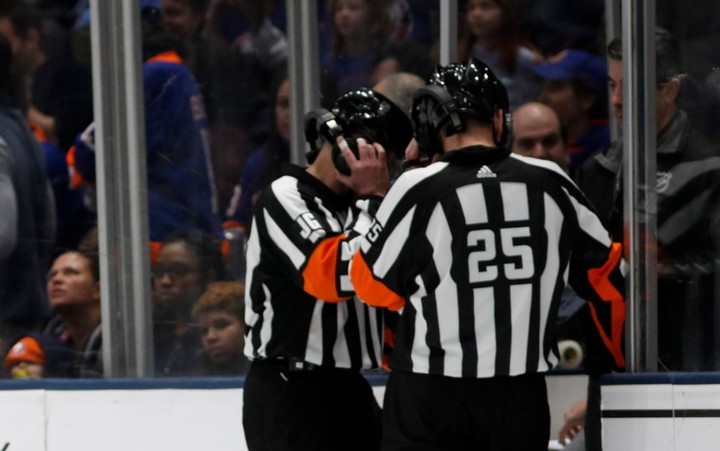 VIDEO: Slovenský hokejista strelil bizarný gól z nájazdu